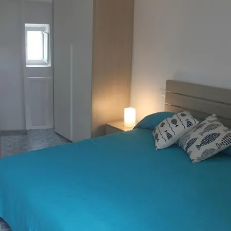 Apartment Dieci Maggio -dori - Nemo - Guizzo